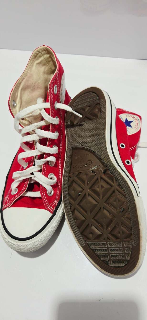 Converse Chuck Taylor All Star High Top Unisex Red Canvas Sneakers M9621 - Picture 5 of 6